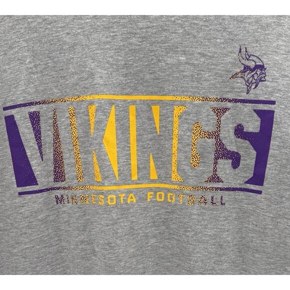 NFL Vikings Minnesota Football NFL T Shirt Grey Size Medium New - Picture 2 of 7